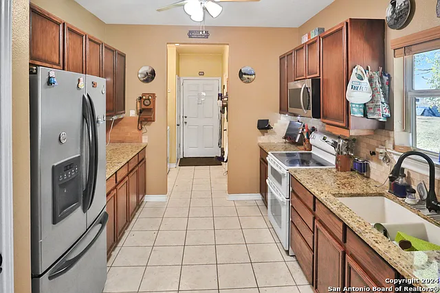 1561 County Road 320 — Photo 13