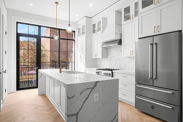 Rented by Compass | media 4