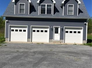 34313 Holkins Rd, Philadelphia, NY 13673