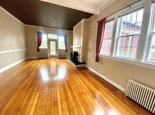 168 Coggeshall Ave #2, Newport, RI 02840