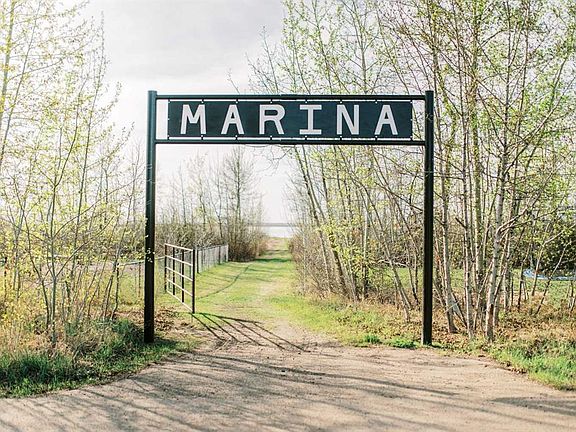 5th image of 13 NE Park Ridge Way Rural Stettler #6