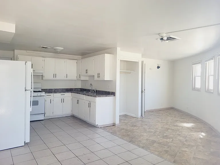 707 Saint Paul Rd — Photo 2