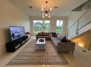 10351 NW 64th Ln, Doral, FL 33178