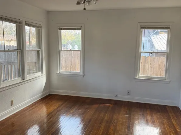 511 W Odell St, Austin, TX 78752