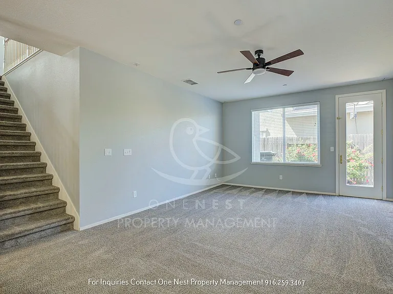 862 Courtyards Loop — Photo 14