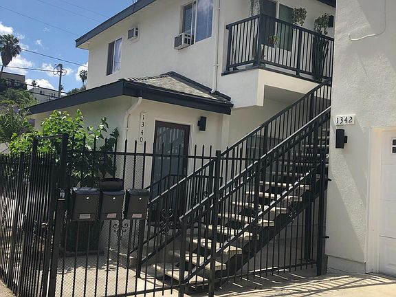2nd image of 1340 Silver Lake Blvd #1340