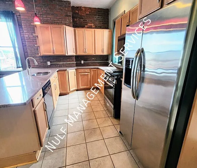 369 Main St #2 — Photo 1