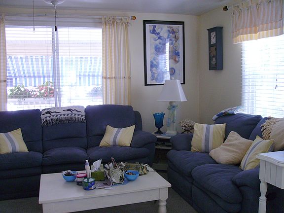 Main floor living room