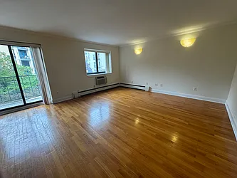 Rented by REALTY QUEST NEW YORK INC