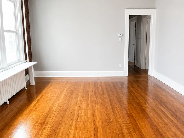 248 Morris St #1 — Photo 4