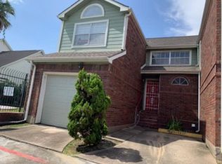37 E Park West Dr, Houston, TX 77072