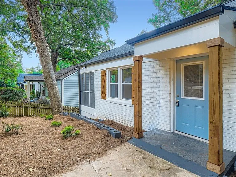1191 Beechview Dr SE — Photo 4