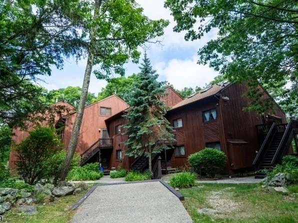 1 Point O Woods Ter Unit 4, Vernon, NJ 07462