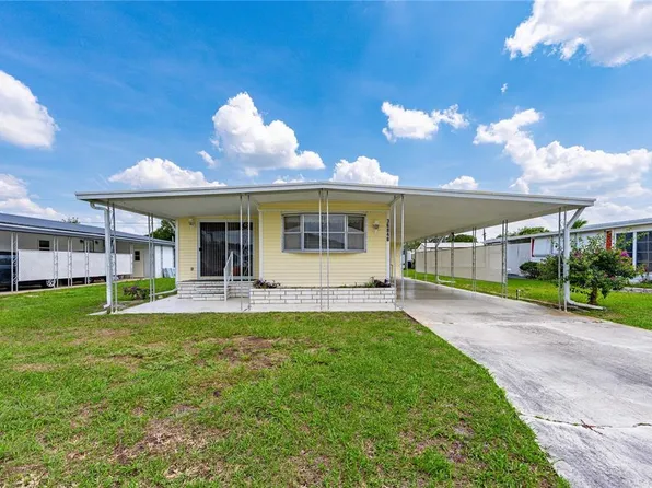 36848 Beth Ave, Zephyrhills, FL 33542