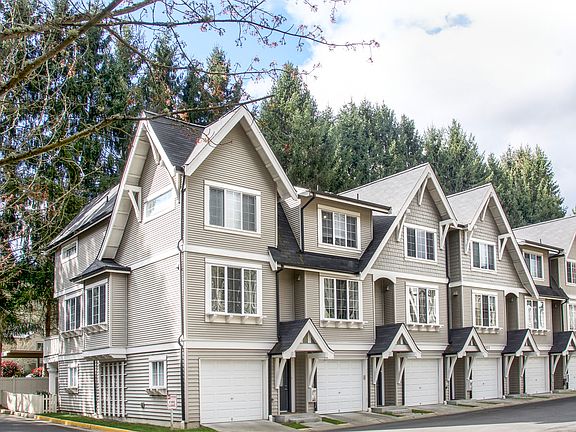 2nd image of 9511 182nd Pl NE Unit 103