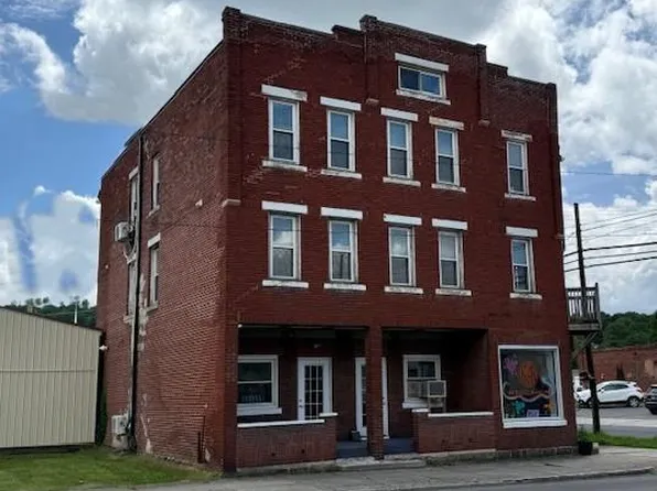 1800 Graham Ave, Windber, PA