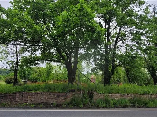 149 Pleasant Valley Rd, Pine Grove, PA 17963