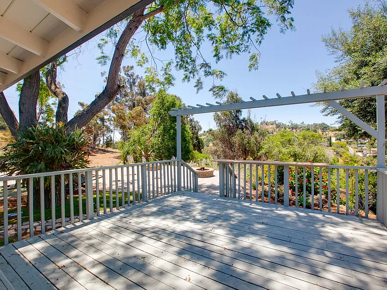 1162 Pebble Springs Ln — Photo 13