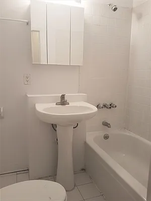 Rented by Metropolitan Property Group | media 3