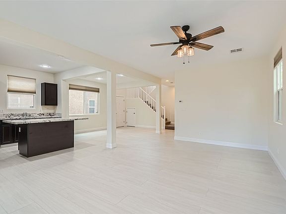 4th image of 10846 Hunters Green Ave