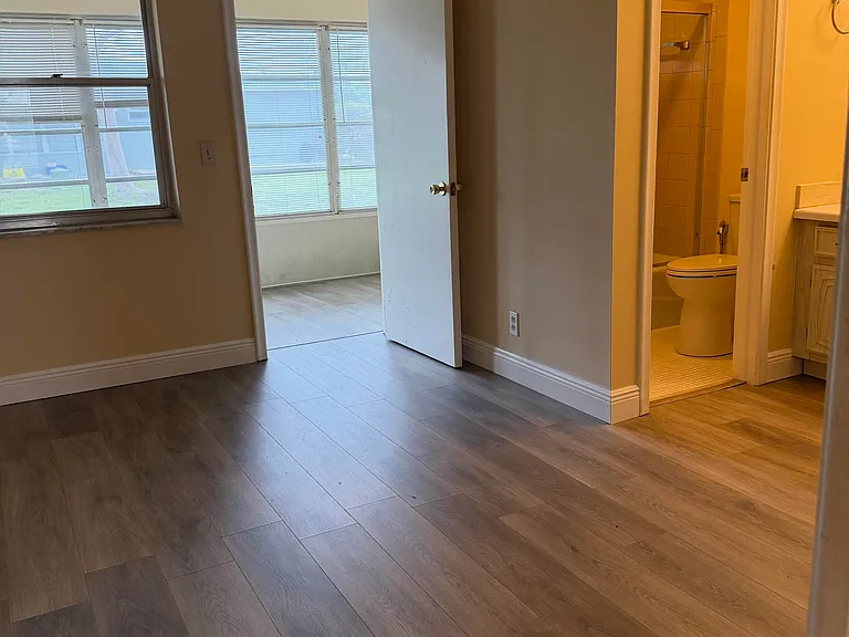 707 High Point Blvd N #C — Photo 11