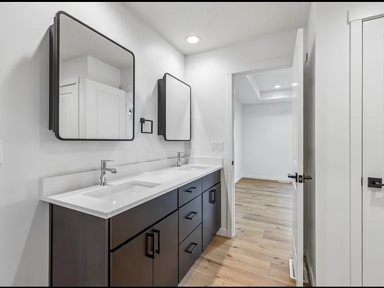 Castle Pine Dr — Photo 20