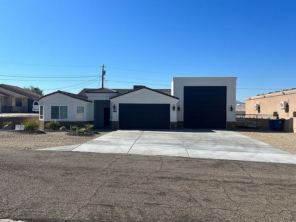 1st image of 1820 Kenwood Dr Lot 3