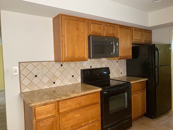 4th image of 6222 E Catalina Dr
