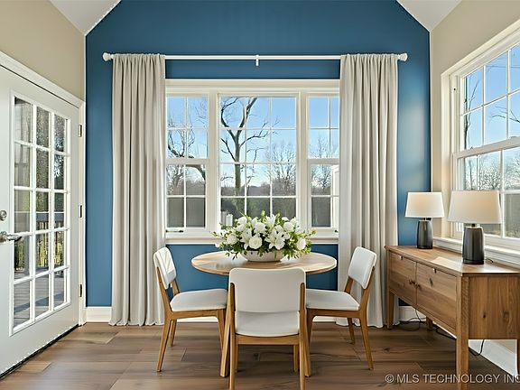 4th image of 1280 Forest Ln