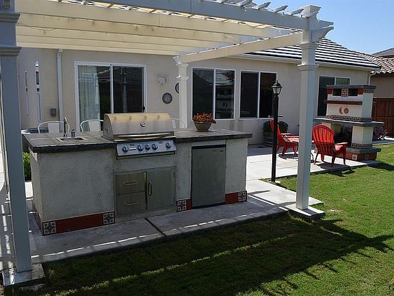 Outdoor entertainment