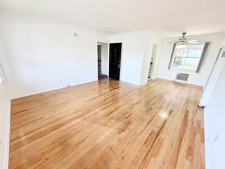 615 Linwood Ave — Photo 9