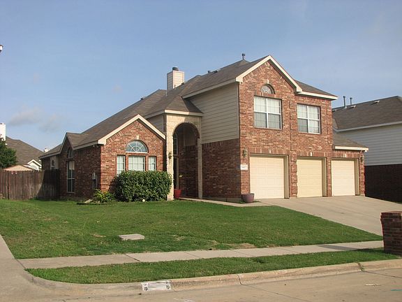 2nd image of 5017 Sailwind Dr