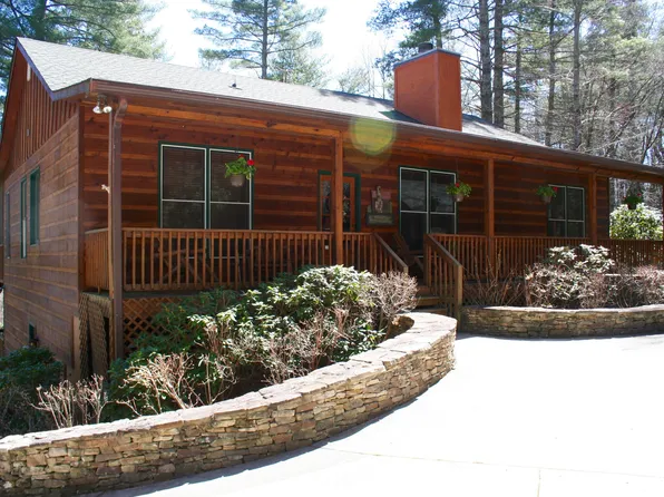 953 W Christy Trl, Sapphire, NC 28774