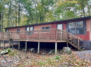 115 Forrest St, Greentown, PA 18426