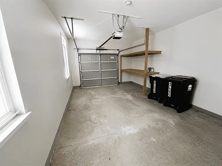 47599 Pembroke Dr — Photo 22