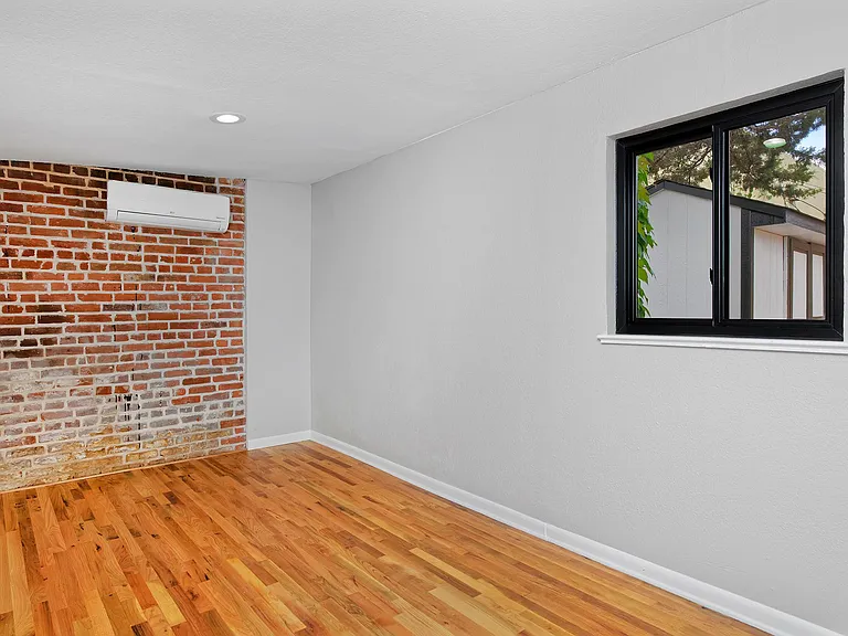 3374 W 32nd Ave — Photo 8
