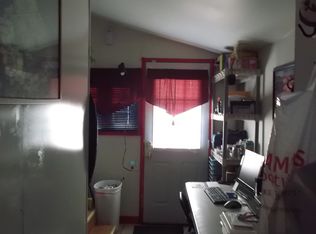 25 Groton School Rd, Ayer, MA 01432