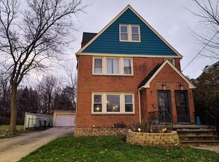 1046 Mozina Dr, Cleveland, OH 44119