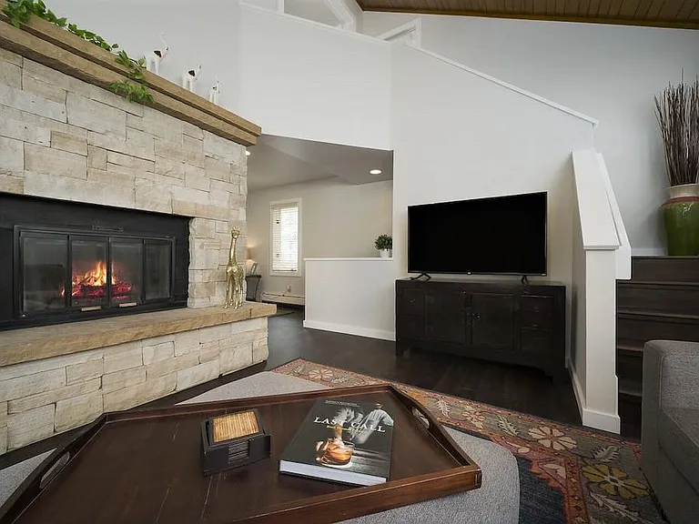 604 Little Chief Way #A — Photo 4