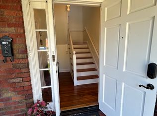 614 E 51st St #B, Savannah, GA 31405