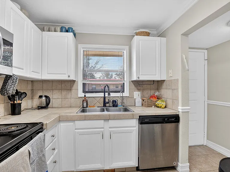 21895 Lake Forest Cir #201 — Photo 6