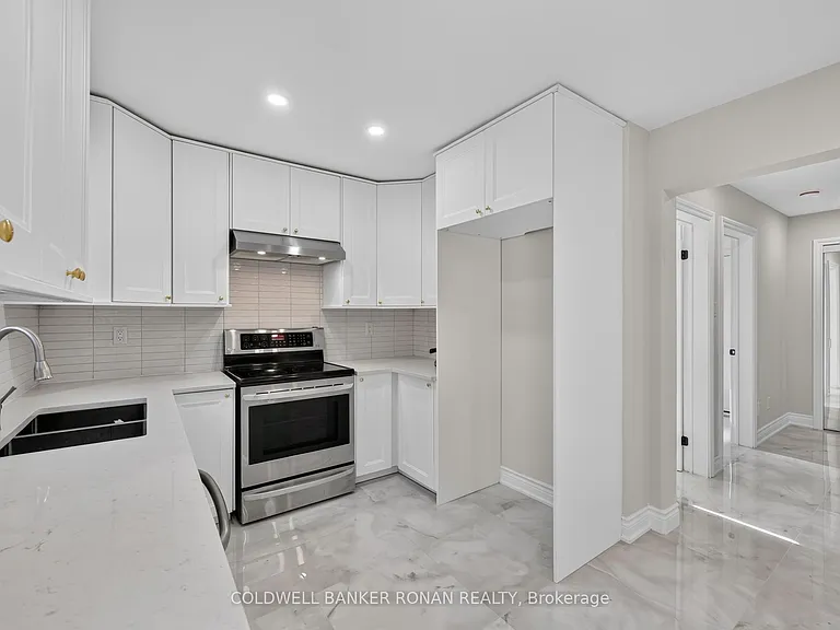 8 McCullough Ave — Photo 8