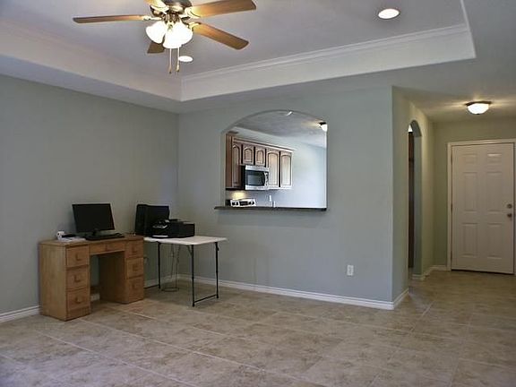 4th image of 6620 Palace Dr