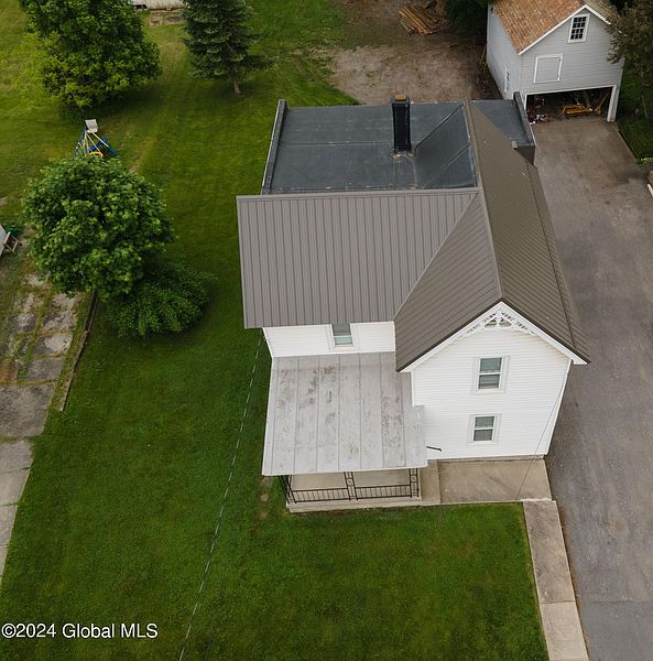 3rd image of 111 Rose Street