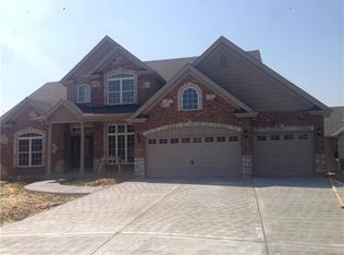 210 Addyston Parc, Saint Peters, MO 63376