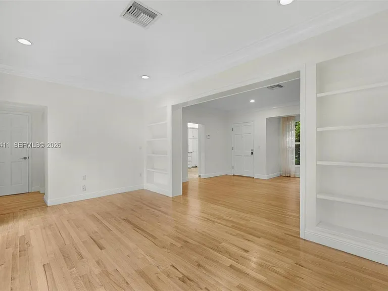 1246 Algardi Ave — Photo 23
