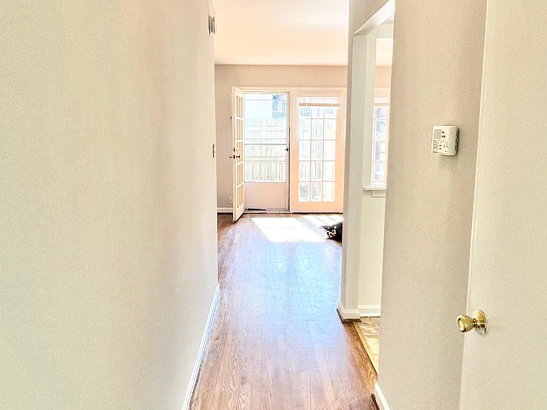 4436 Macarthur Blvd NW #3A — Photo 2
