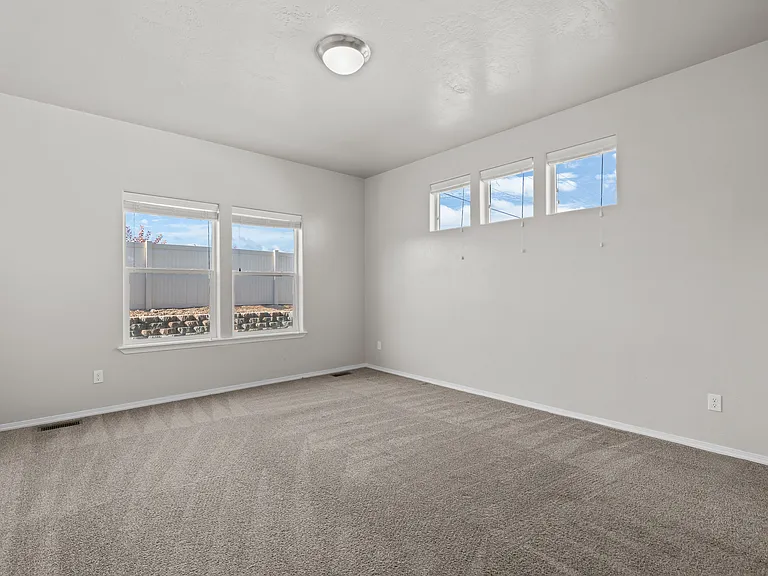3145 S Mystic Seaport Ave — Photo 21