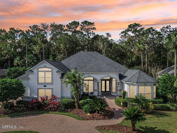 3rd image of 162 BAY COVE Drive