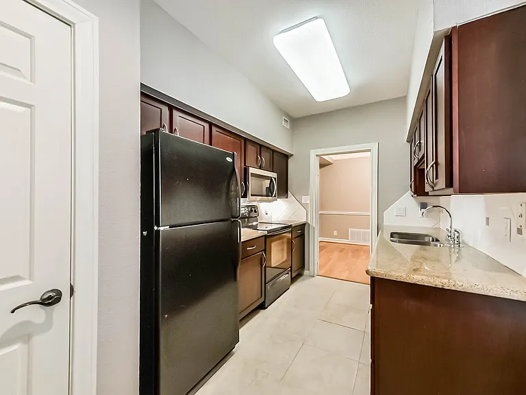 2700 Revere St #127 — Photo 12